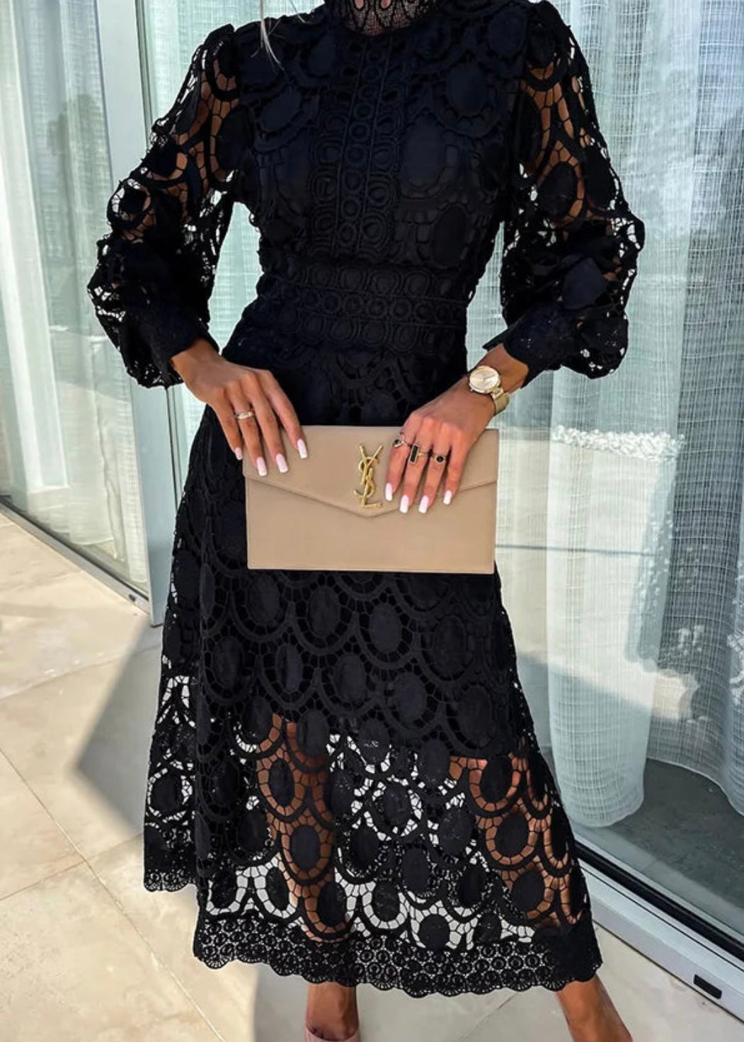 Rori - Elegantna Midi Haljina sa Čipkastim Detaljima za Žene