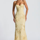 Haljina Katarina™ - Elegancija s Jasnim Dizajnom i Jedinstvenim Detaljima