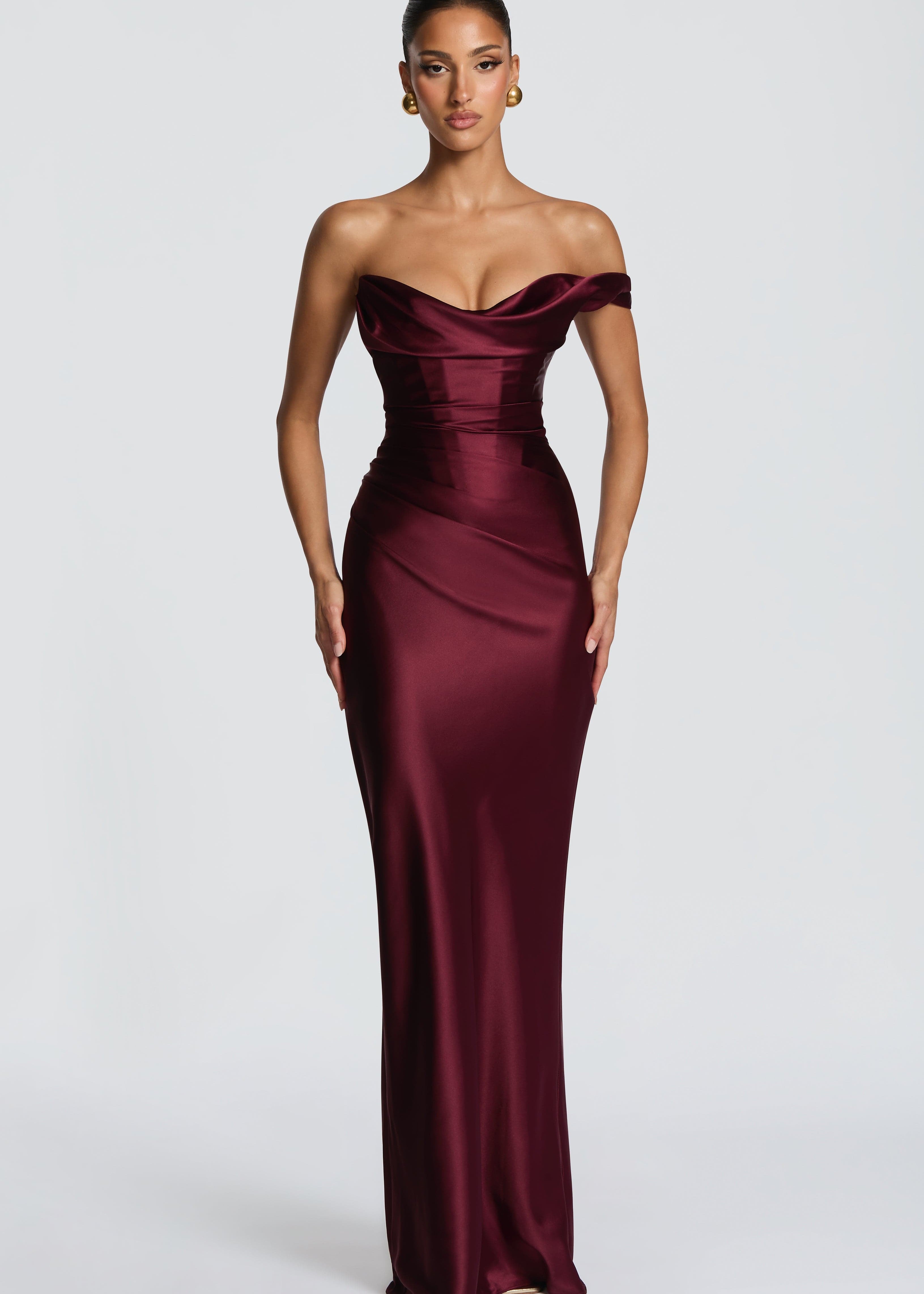 Haljina Carolina™ - Asimetrična Elegancija s Satenskim Dodirom
